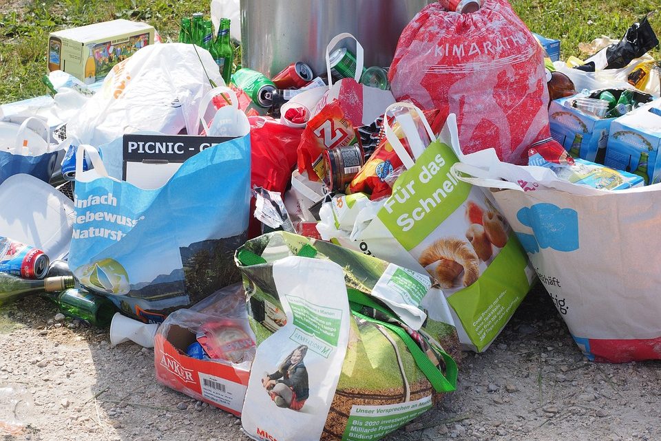 La société face à la menace de pollution des déchets